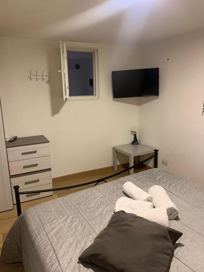 那不勒斯 Athmosfera Nova 18酒店 外观 照片