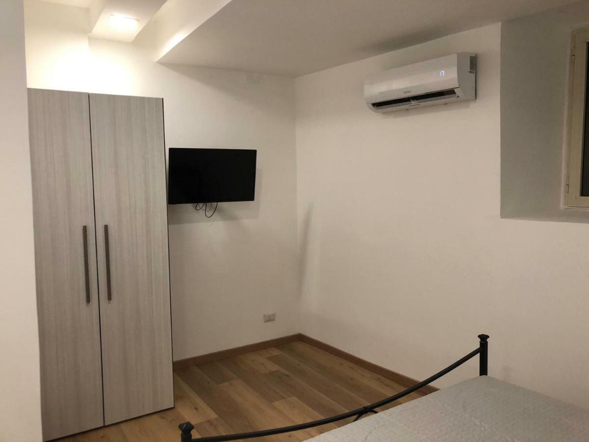 那不勒斯 Athmosfera Nova 18酒店 外观 照片